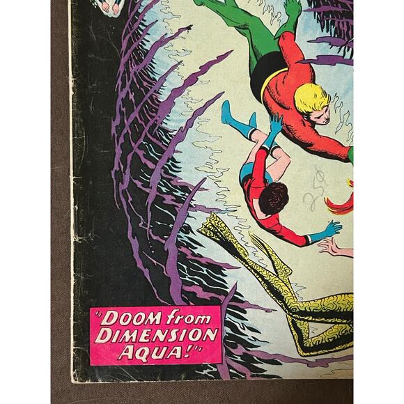 Aquaman 1st Series #11 (1963 DC) 1st Appearance of Mera - KEY ISSUE Aqua Lad - Picture 4 of 13